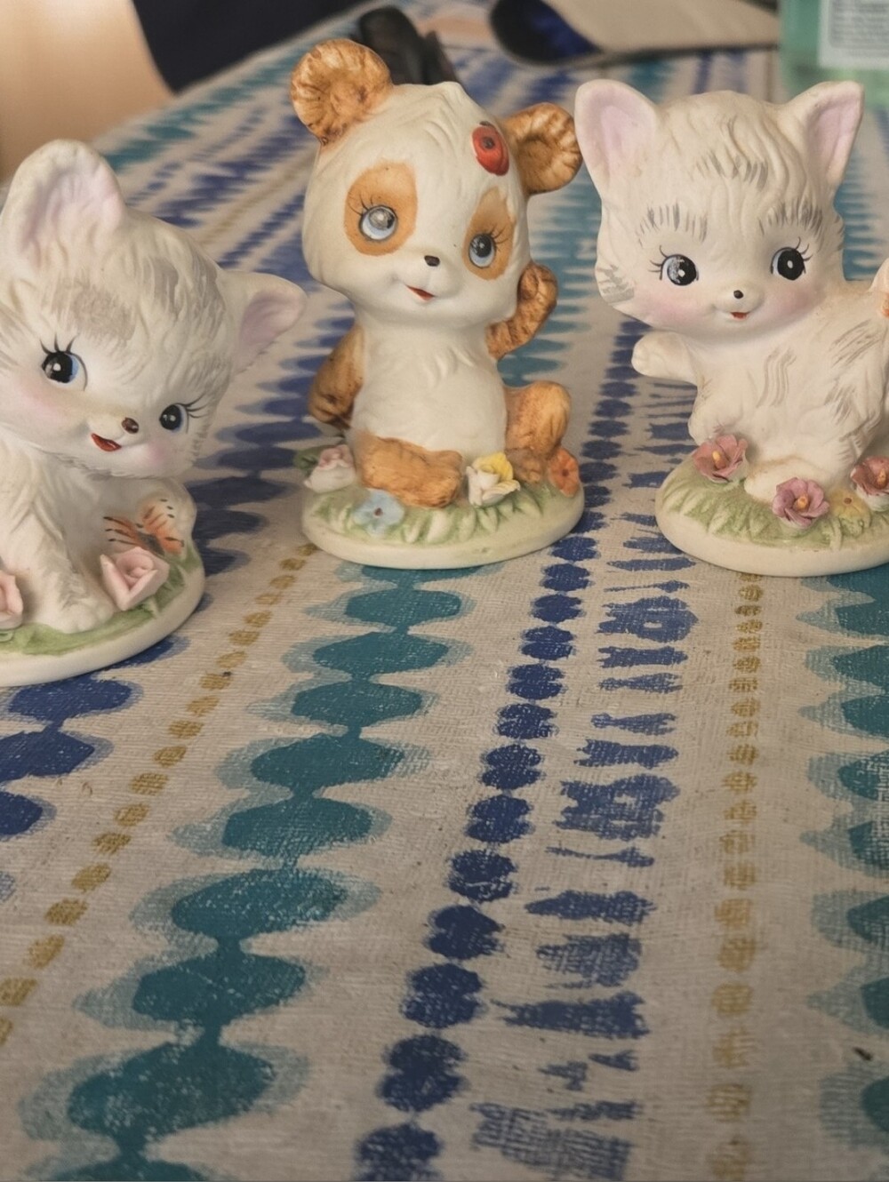 Ceramic Kitten and Puppy Figurine Set - White and Tan